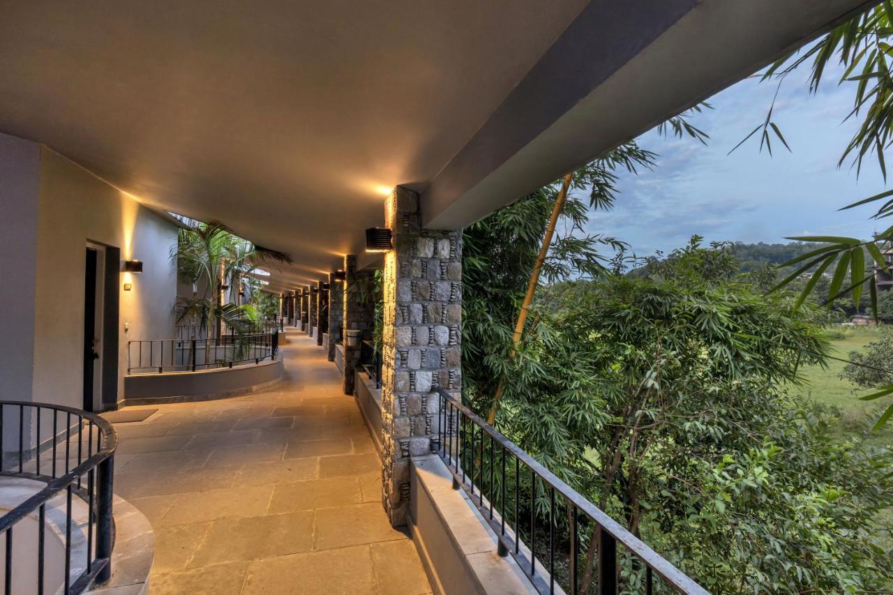 Hotel Club Mahindra Corbett à Dhikuli Extérieur photo