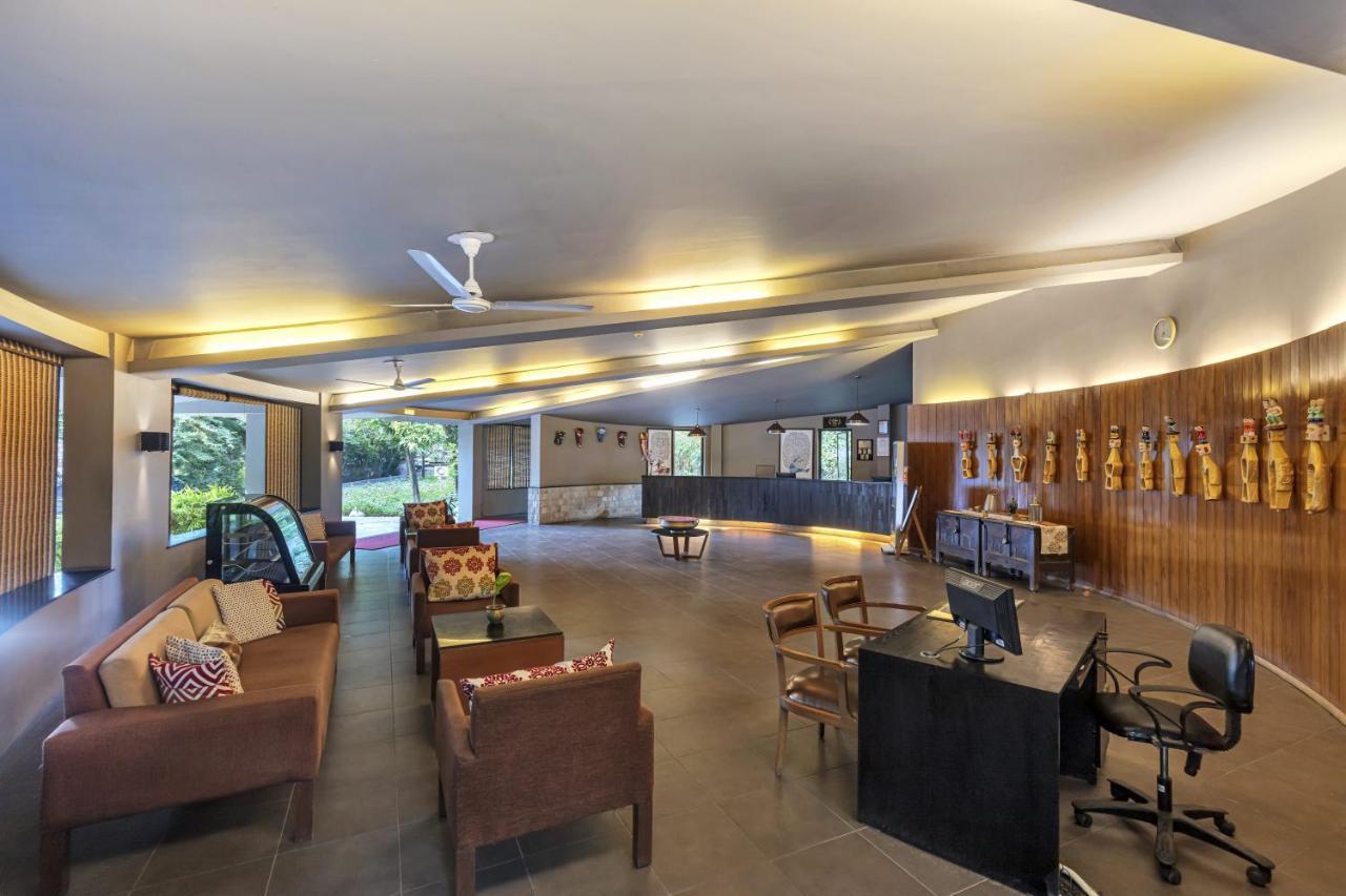 Hotel Club Mahindra Corbett à Dhikuli Extérieur photo