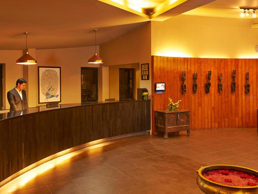 Hotel Club Mahindra Corbett à Dhikuli Extérieur photo